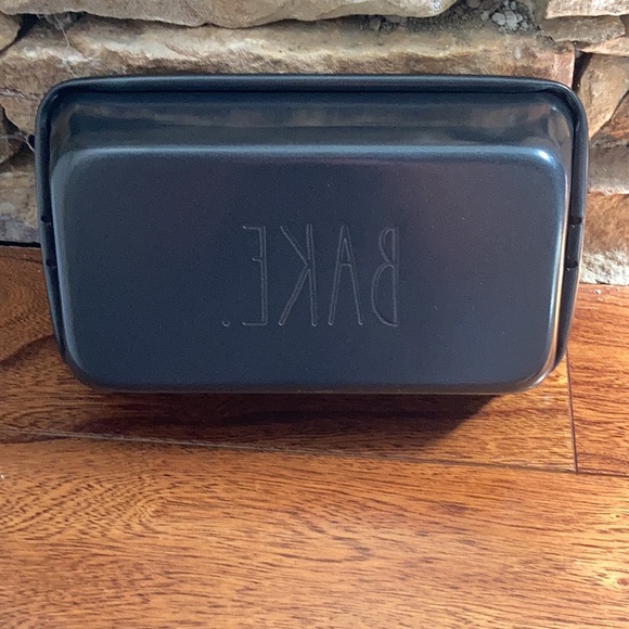 😘 NWT RARE Rare Dunn - BAKING TIME COLLECTION - Picture 2 of 6